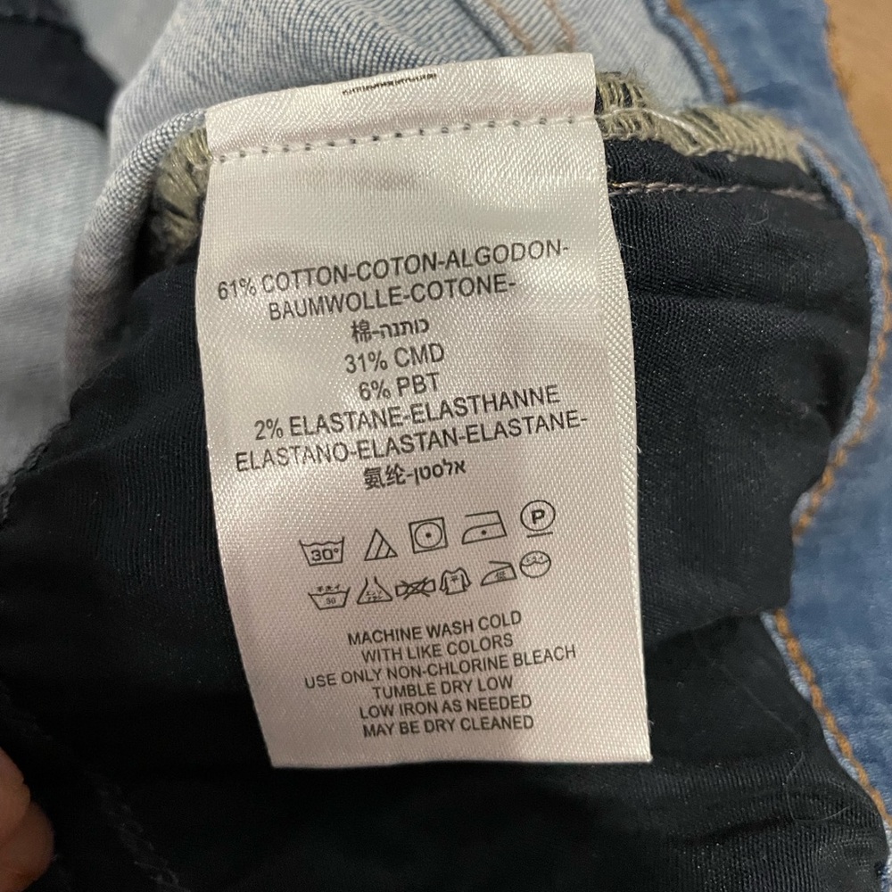 Free People Shark Bite Distressed Ripped Skinny Ankle Jeans Raw Hem 25” W 28” - Picture 6 of 10